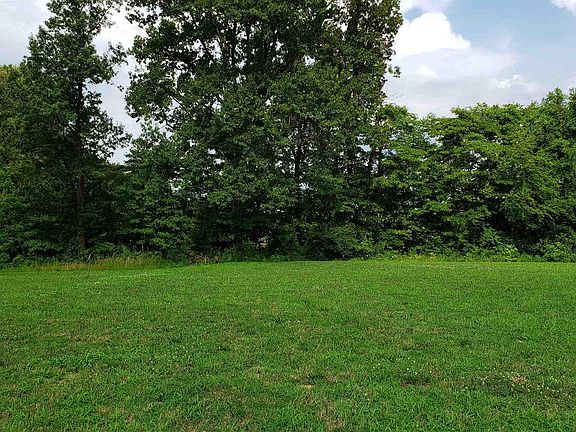 4th image of 4022 Windham Dr