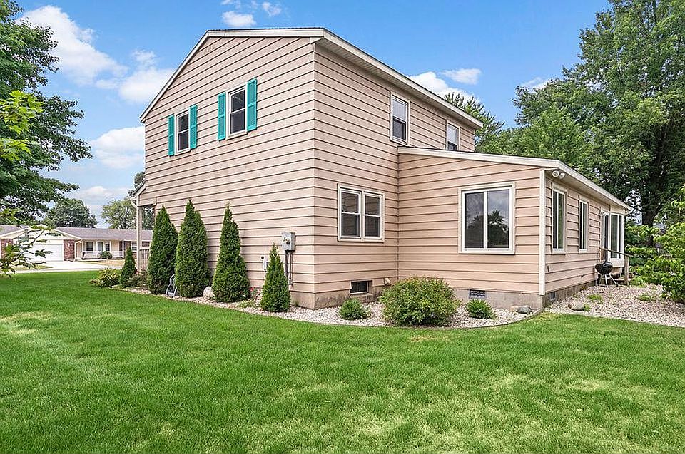 2nd image of 2597 Sun Valley Dr