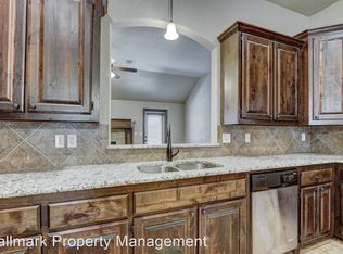 1400 Penn Ln, Moore, OK 73160