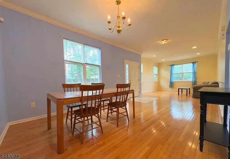 3 bed, 2.5 bath, $3,300 — Photo 4
