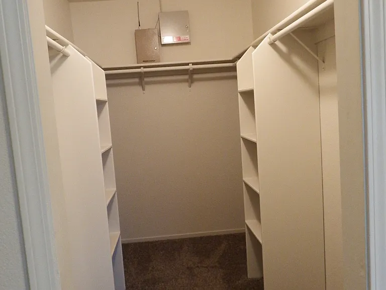 Master walkin closet