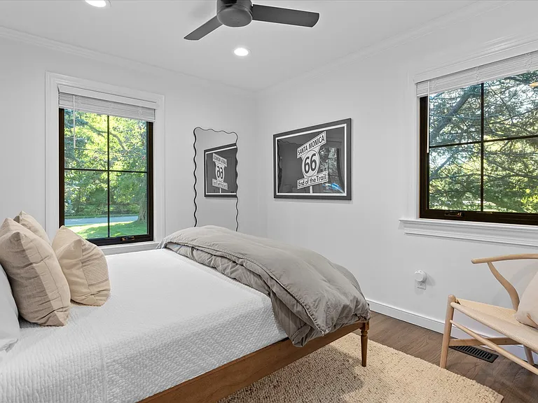 25 Nidzyn Ave — Photo 6