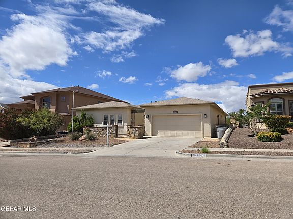 2nd image of 6625 Cabana Del Sol