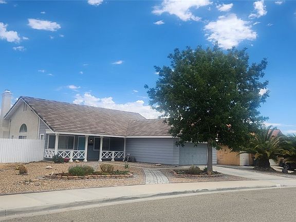 3rd image of 15430 Amber Pointe Dr