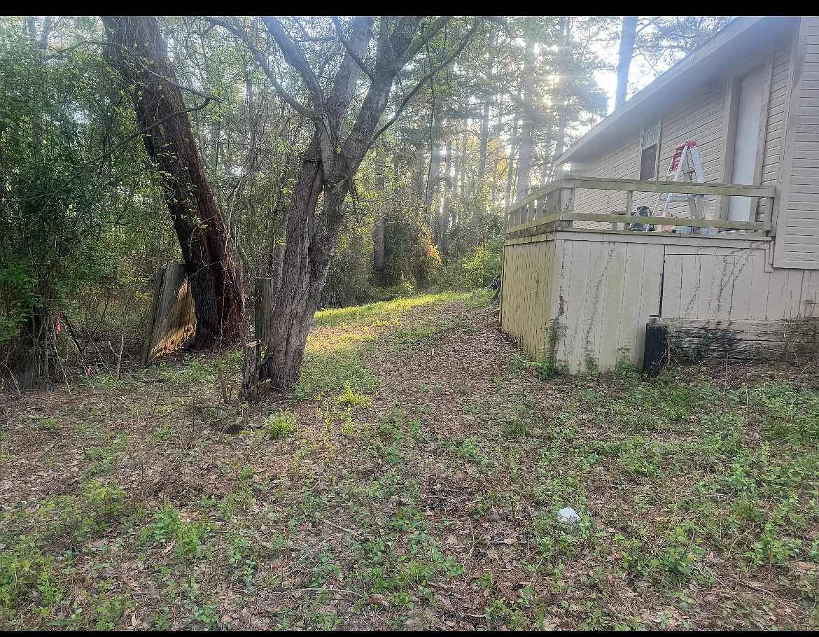 778 Westwood Dr — Photo 2