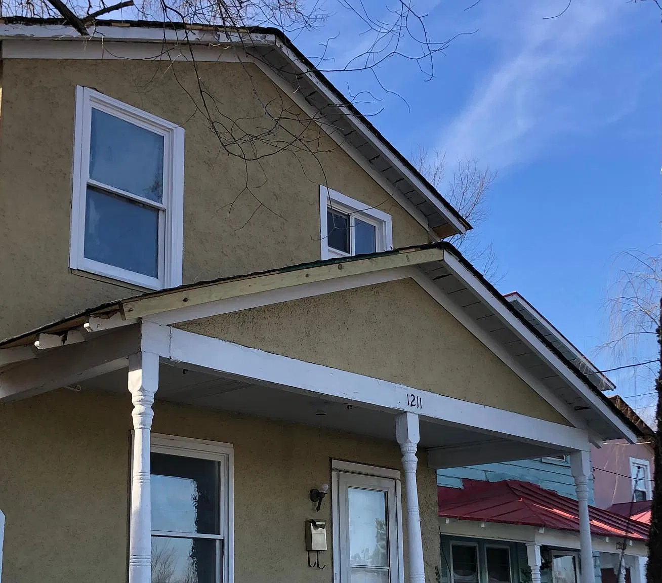 1211 Dixon St — Photo 1