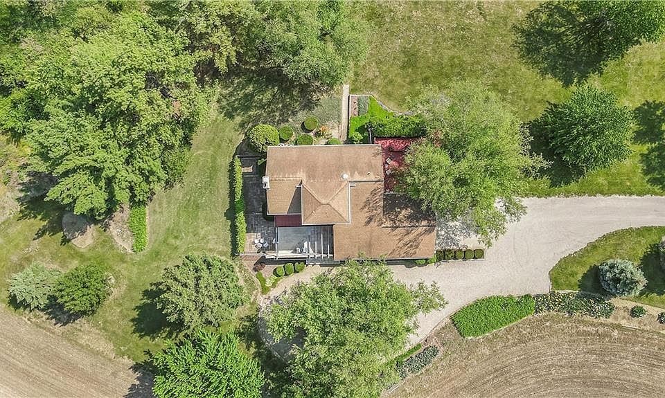 20524 Mount Olivet Rd, Leavenworth, KS 66048 MLS 2442971 Zillow