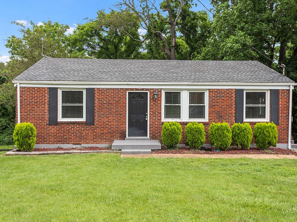 1st image of 304 Lallemand Ct