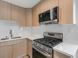 4321 Saugus Ave #9, Sherman Oaks, CA 91403