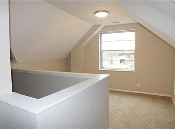 2nd image of 2507 Primrose Ave