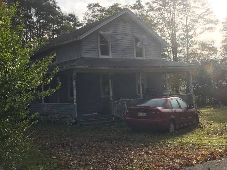 2nd image of 88 Pleasant Ave