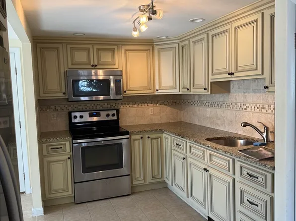 23 Wales St Floor 1, Abington, MA 02351