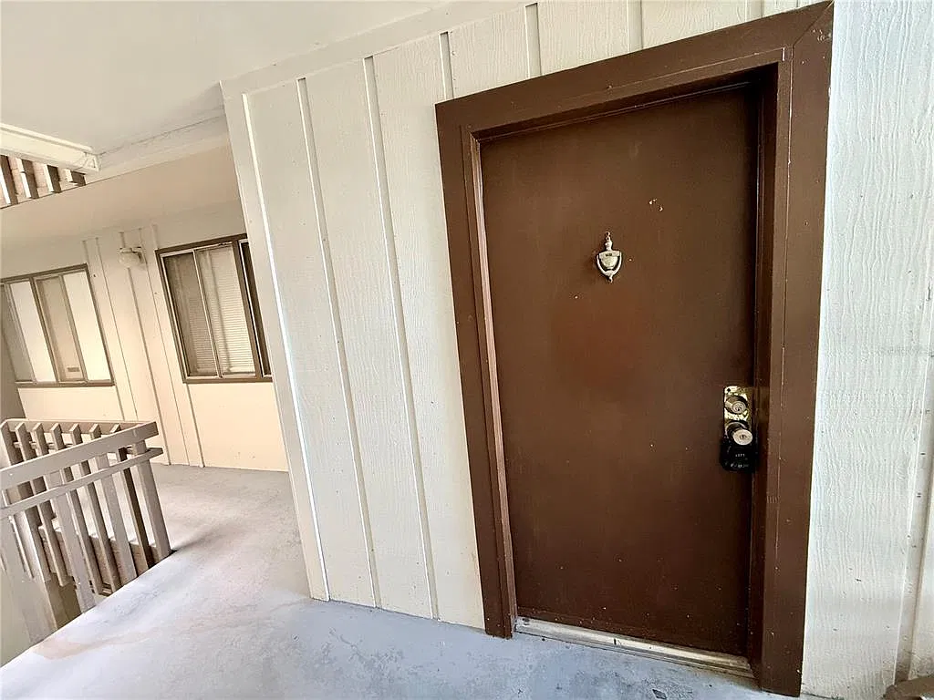 2 bed, 2.0 bath, 1003 sqft, $1,350 — Photo 3