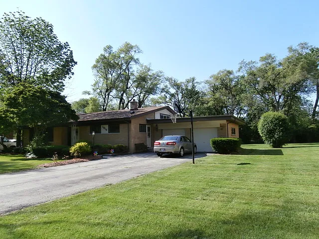 1316 W 59th St photo 1