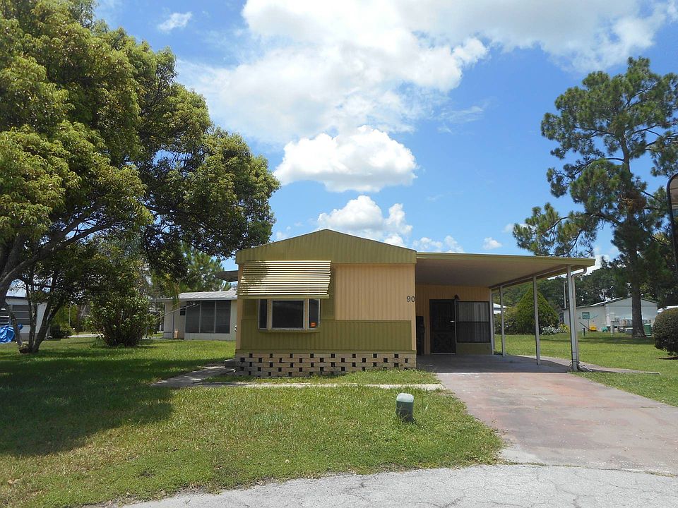 1st image of 90 Rose Dr