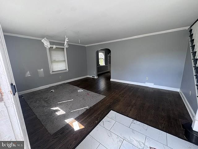 19th image of 151 Bryn Mawr Ave
