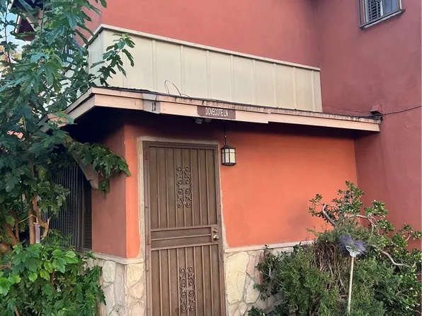 12 Dovecote Ln #370, Carson, CA 90745