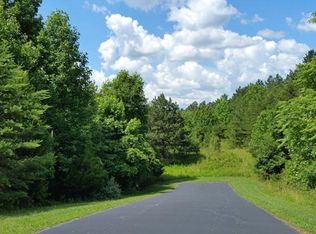 133 Wood Cove Ln, Stony Point, NC 28678