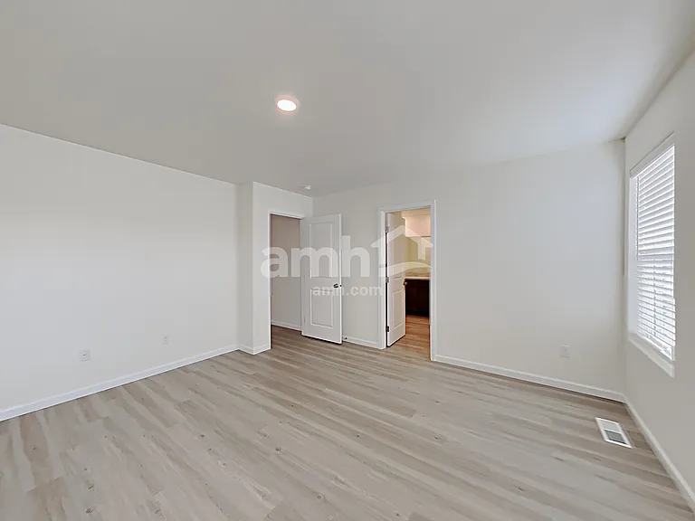 1215 W 17th Ave — Photo 10