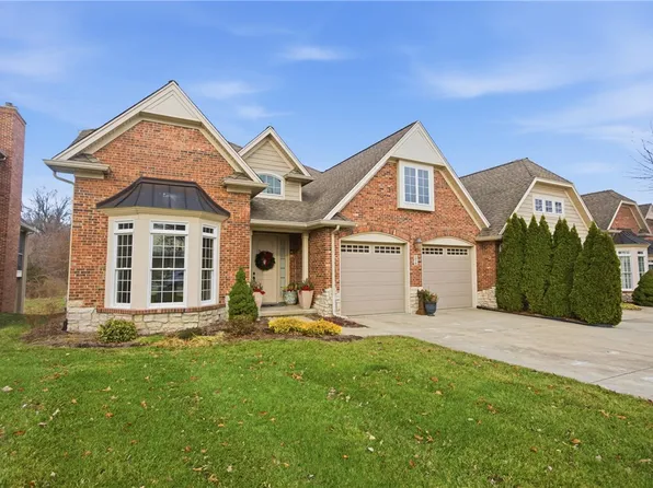 1216 Mini Hills Dr, Effingham, IL 62401