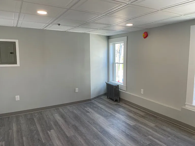 67 Hanover St — Photo 3