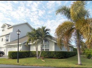 11722 Currie Ln APT B1, Largo, FL 33774