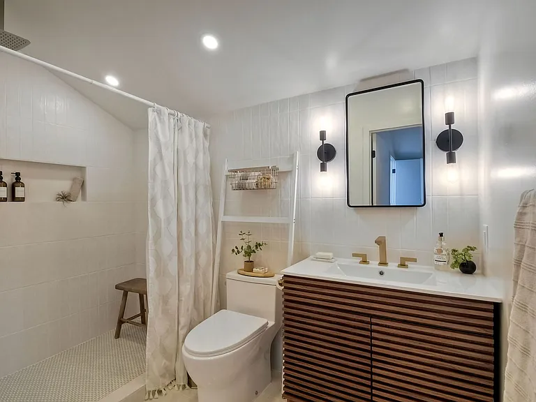 822 Caminito Rosa — Photo 20