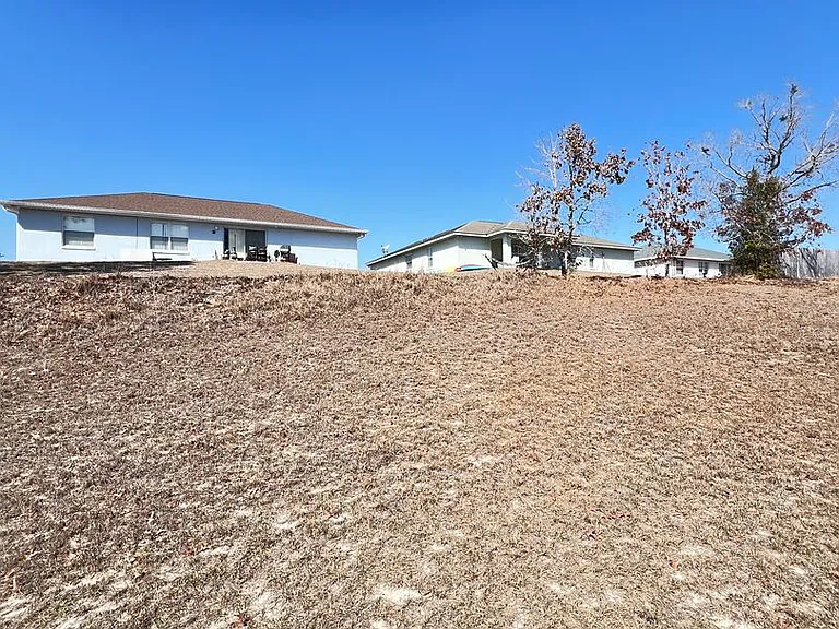 8341 SW 135th Loop — Photo 24