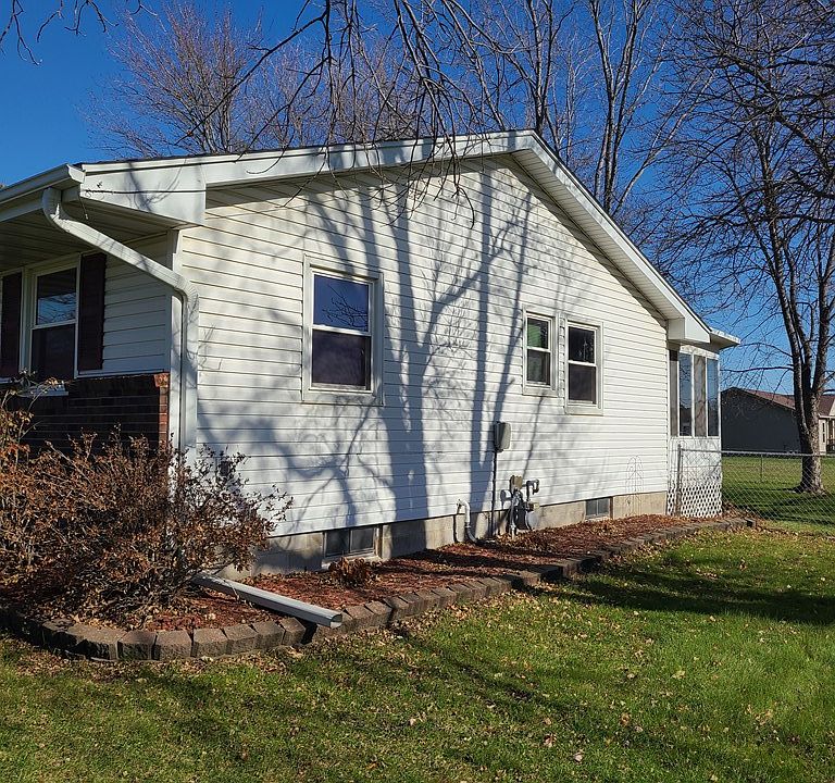 1901 Main St, Manson, IA 50563 MLS 23213 Zillow
