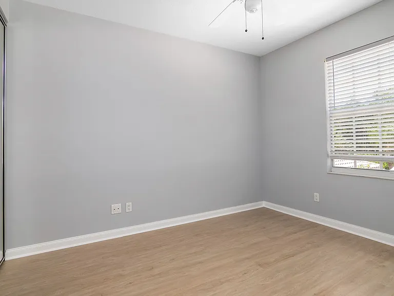 28608 Alessandria Cir — Photo 24