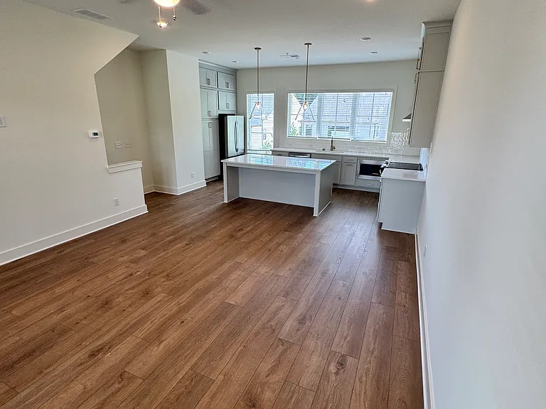 2684 Mackintosh Ct — Photo 4