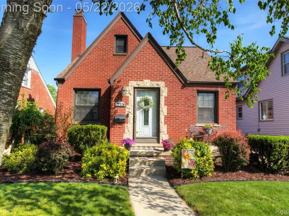 22720 Wellington St, Dearborn, MI 48124