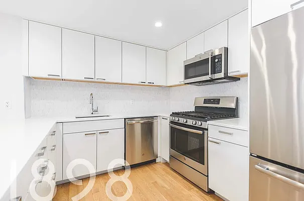 Rented by A&E Real Estate Management | media 12