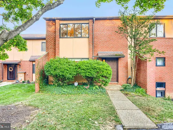 8223 Ruxton Crossing Ct, Towson, MD 21204