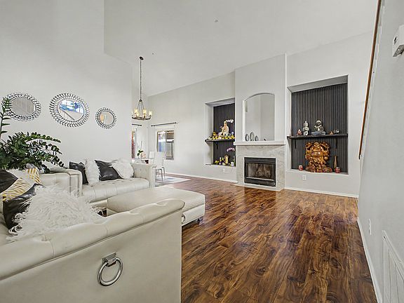 2nd image of 13635 N 103rd Way