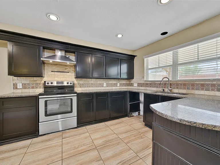 5107 Girnigoe Dr — Photo 7