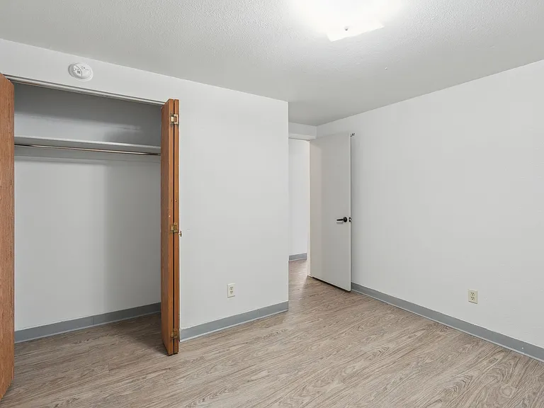 Highlands Apartments — Photo 15