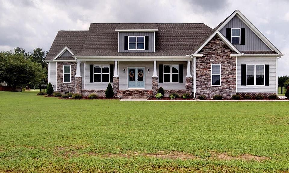 1st image of 400 Pickens Dr