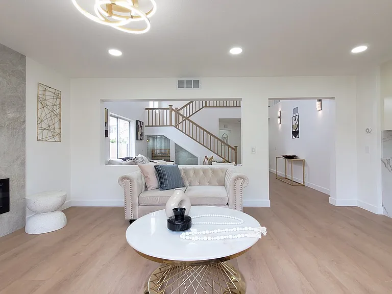 220 S Linhaven Cir — Photo 21
