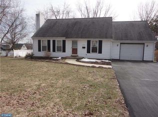 1121 Old Post Rd, Perkasie, PA 18944