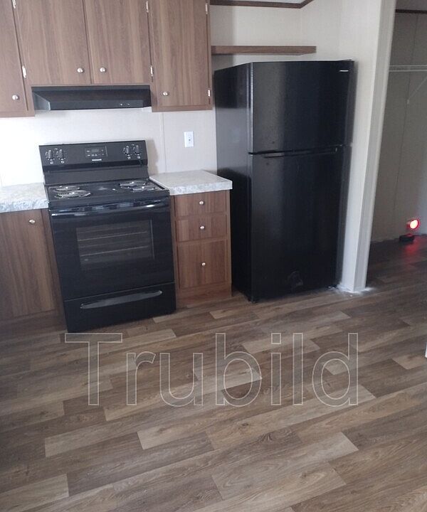 1st image of 197 S King Charles Ct