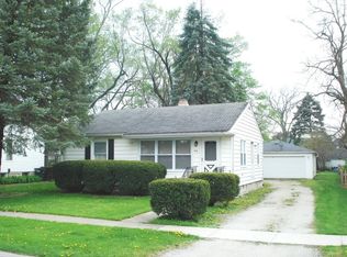 416 E Crawford St, Peotone, IL