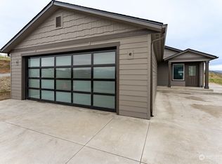 2366 S Skyline Ln, East Wenatchee, WA 98802