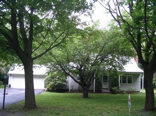 352 Otterhole Rd, West Milford, NJ 07480