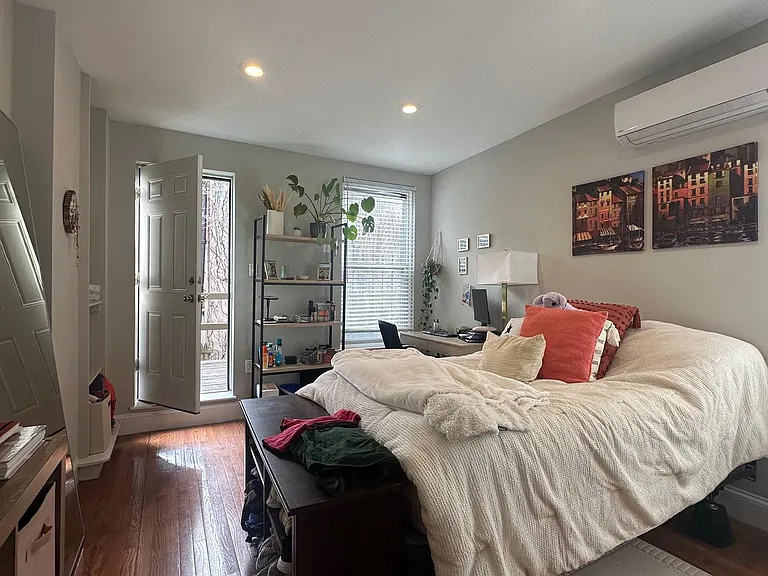 309 S 12th St #2R — Photo 9