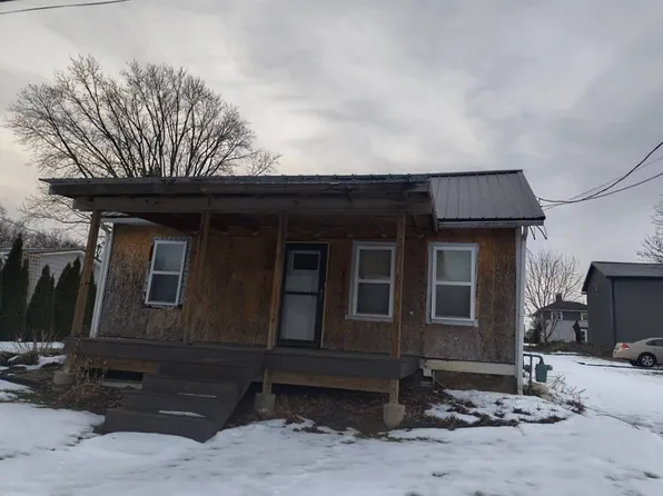 14 Bond St, Lucas, OH 44843