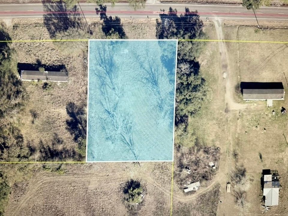 2nd image of 723 Coward Rd