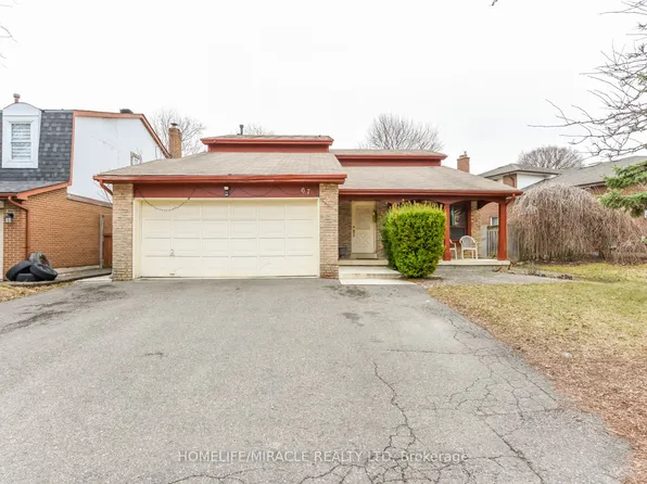 67 Massey St, Brampton, ON L6S 3A3