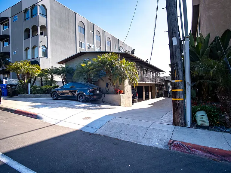3874 Riviera Dr #3880 — Photo 6