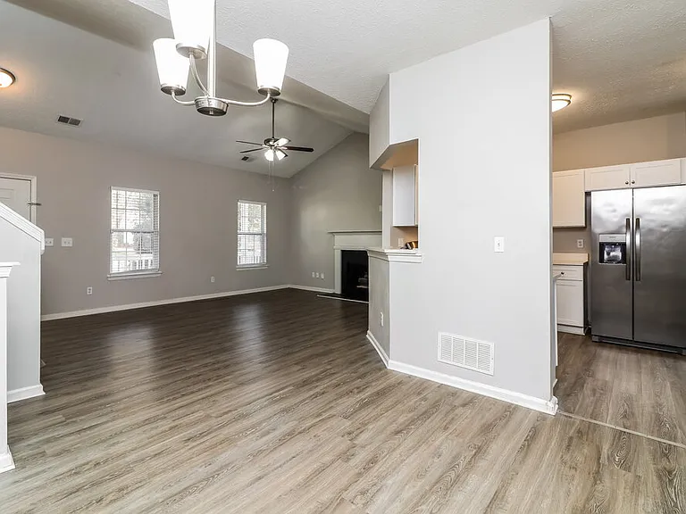 4637 Noah Overlook W — Photo 10